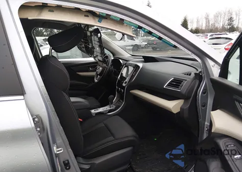 2019 Subaru Ascent Premium из США, поврежденный, VIN 4S4WMAHD3K3452999